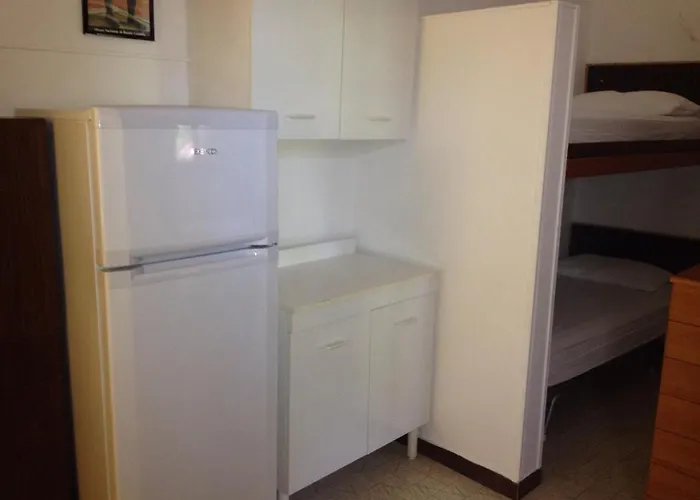 Calabrisella مكان تخييم Borgia