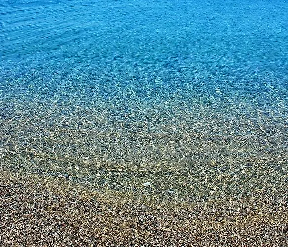 Calabrisella مكان تخييم Borgia